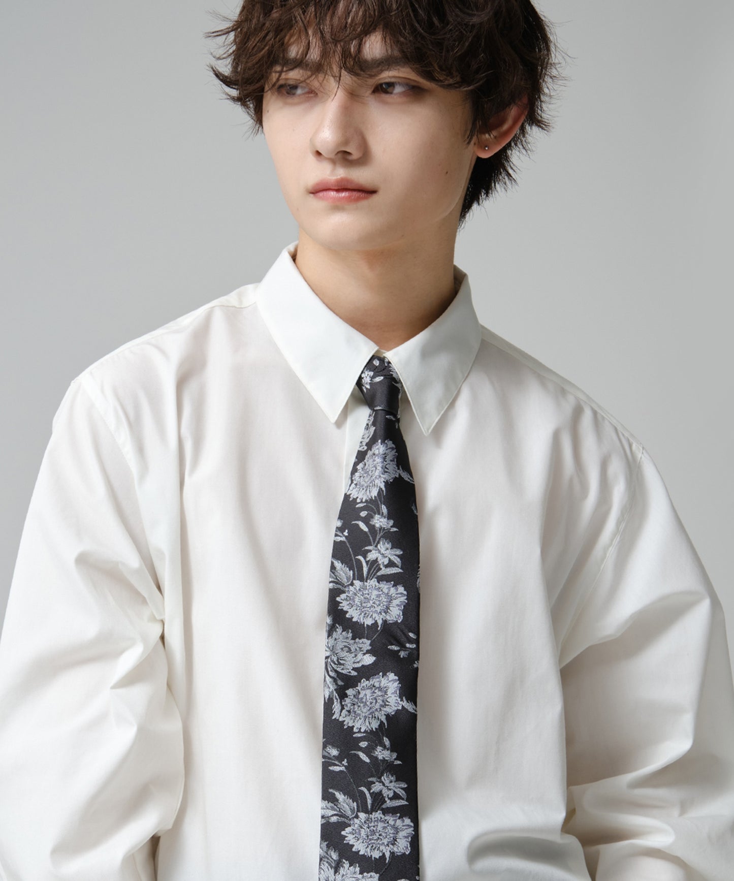 SUI-1998 ネクタイ 7cm ブラック 花柄 ボタニカル 華やか メンズ ネクタイ kkne13