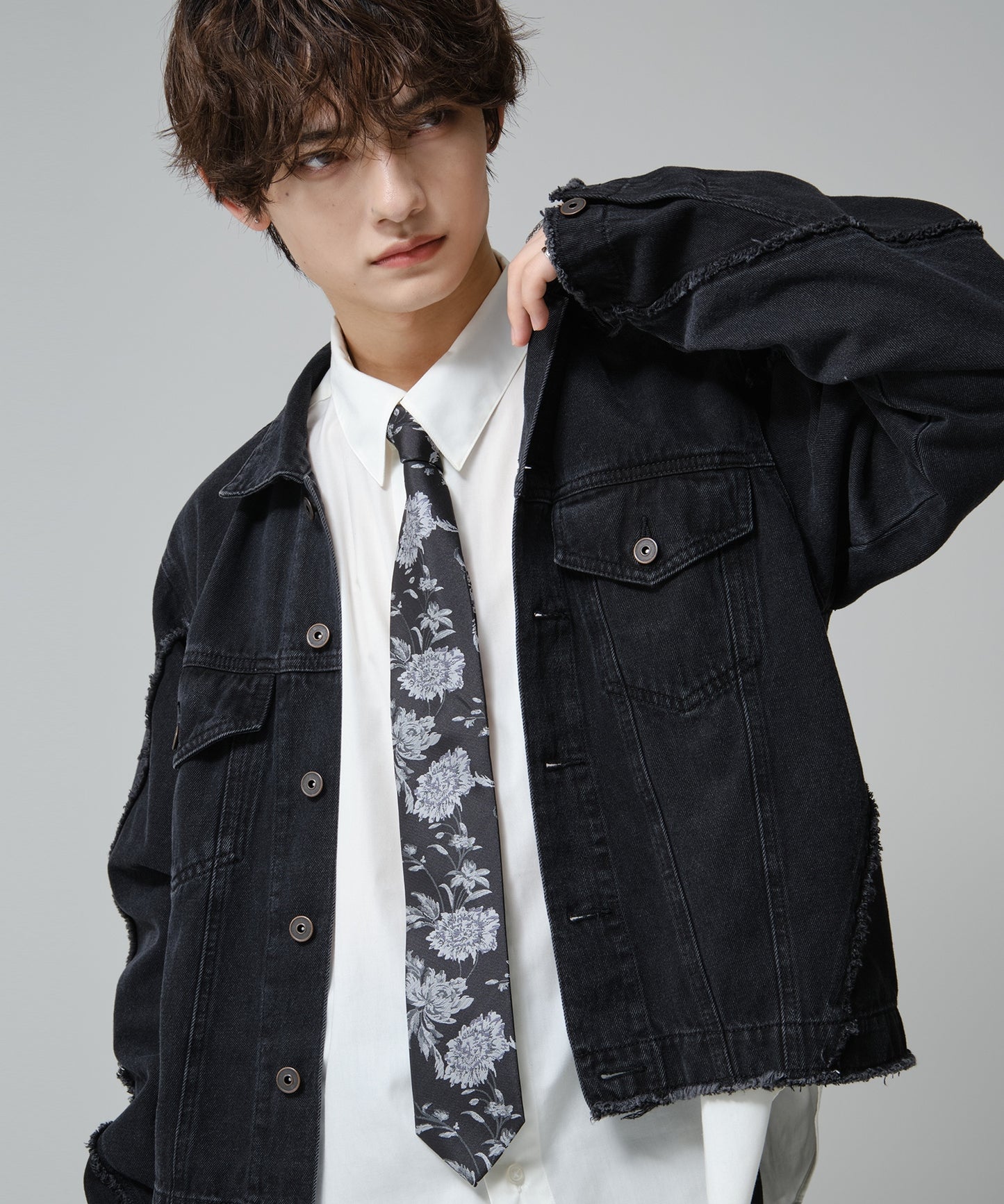 SUI-1998 ネクタイ 7cm ブラック 花柄 ボタニカル 華やか メンズ ネクタイ kkne13