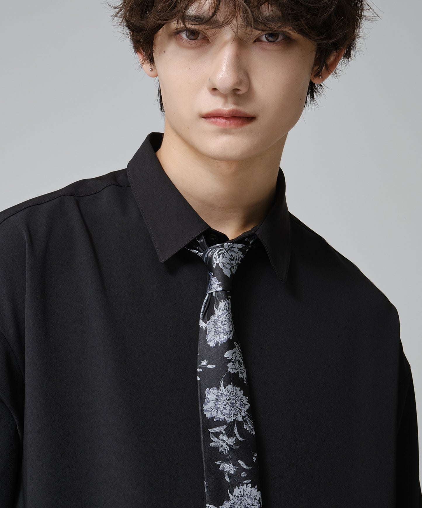 SUI-1998 ネクタイ 6cm ブラック 花柄 ボタニカル 華やか メンズ ネクタイ kkne3