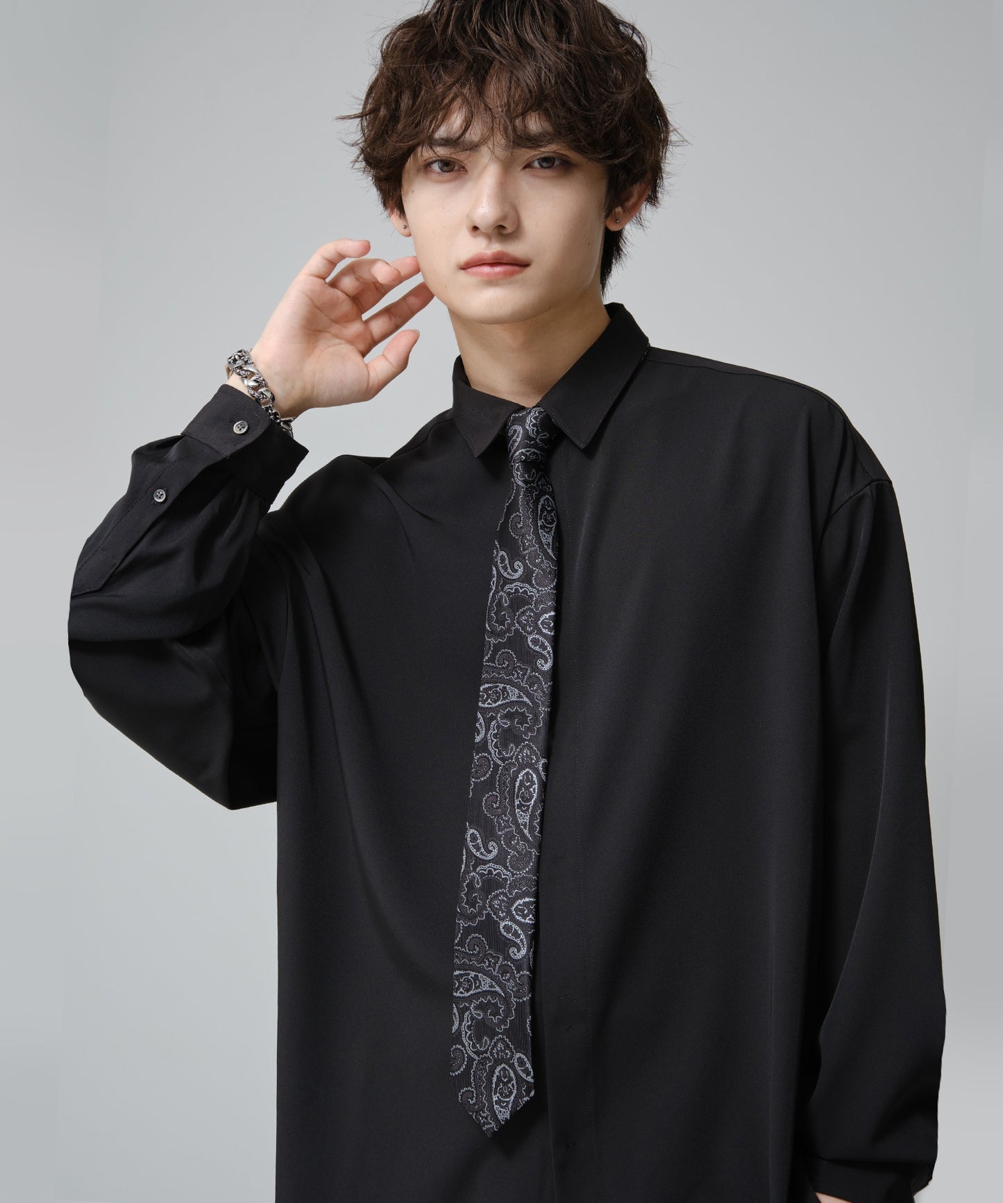 SUI-1998 ネクタイ 6cm ブラック シルバーペイズリー エレガント 柄 メンズ ネクタイ kkne4