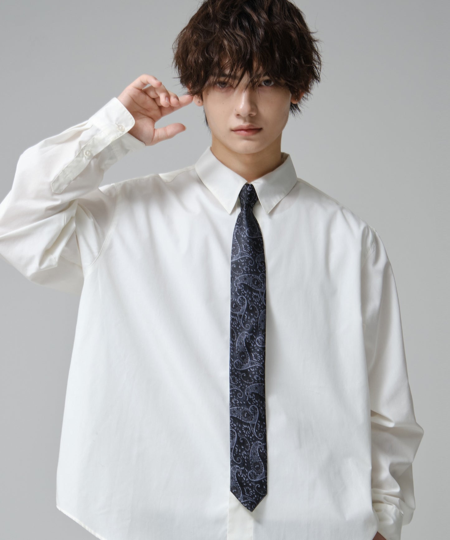 SUI-1998 ネクタイ 6cm ブラック シルバーブルーペイズリー エレガント 柄 メンズ ネクタイ kkne6