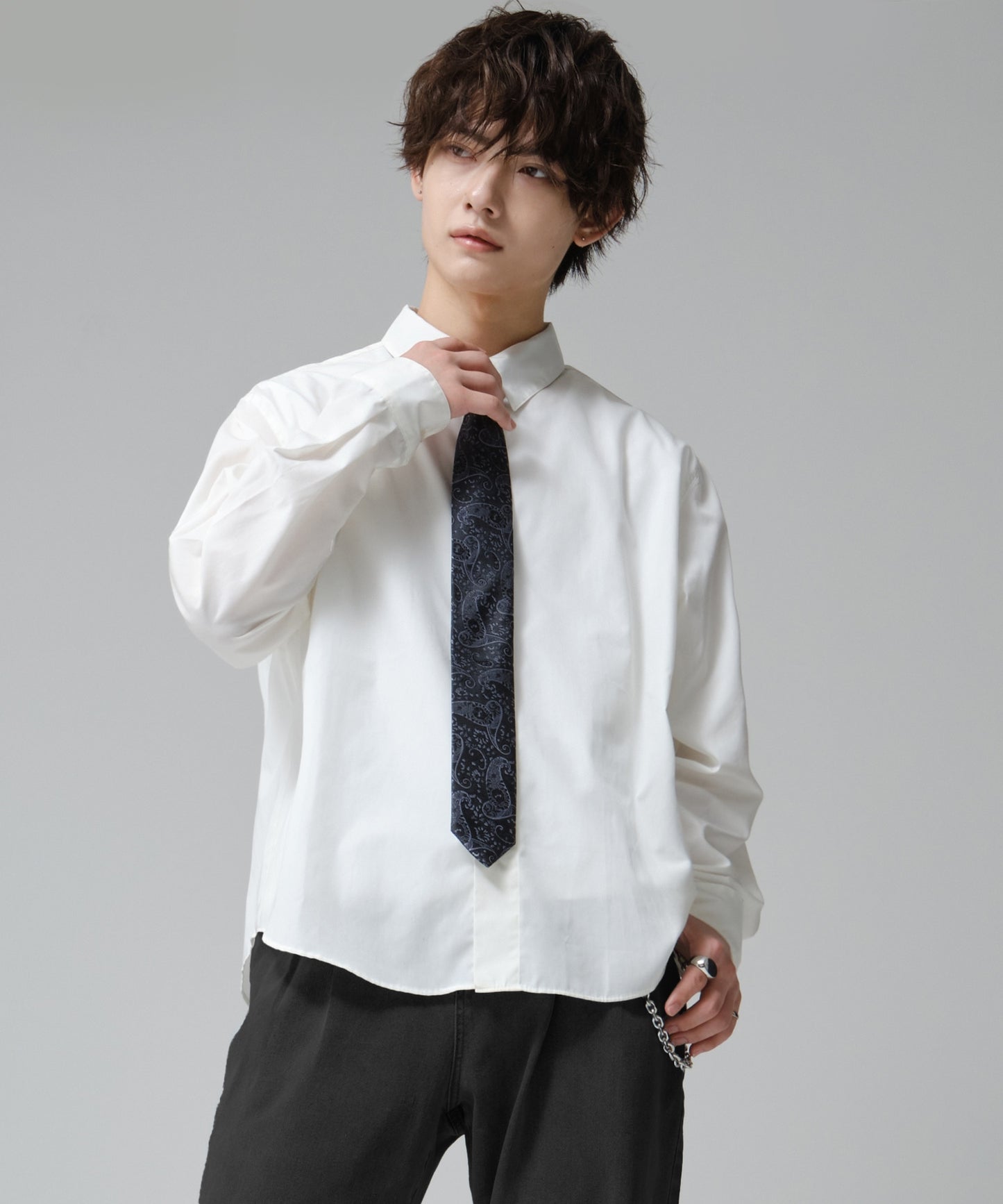 SUI-1998 ネクタイ 6cm ブラック シルバーブルーペイズリー エレガント 柄 メンズ ネクタイ kkne6